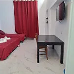 Hostel Relax On 247 *