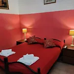 Hostel Relax On 247