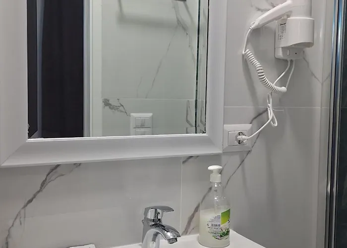 호스텔 Relax On 247 *