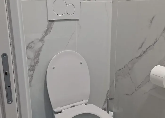 호스텔 Relax On 247 *