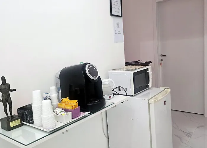 호스텔 Relax On 247 *