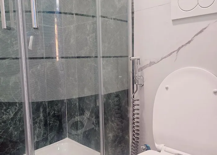 호스텔 Relax On 247