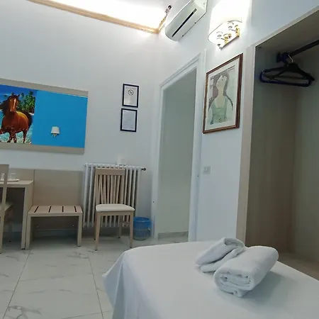 Ostello Relax On 247 *